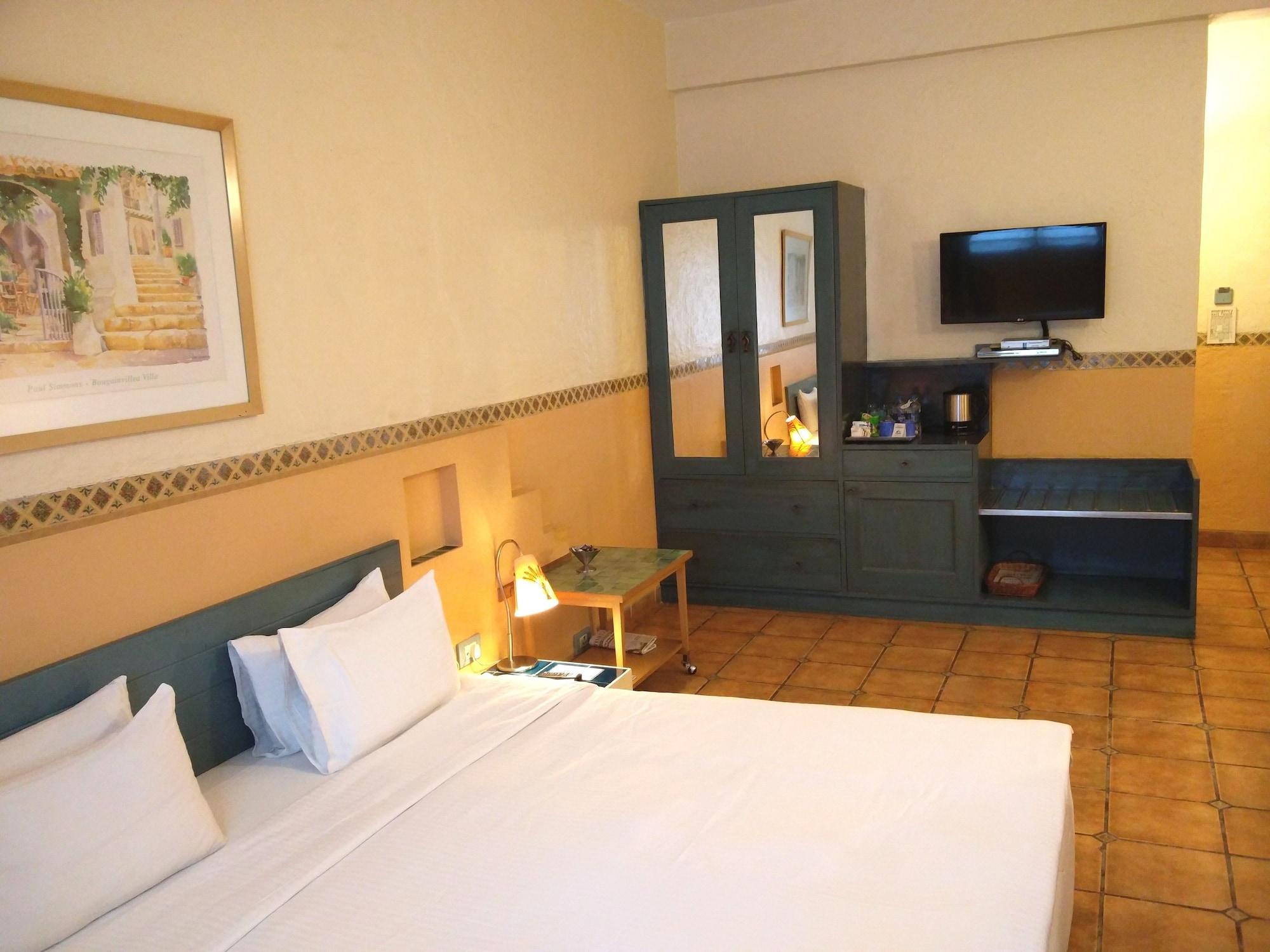 The Gordon House Hotel, Colaba Мумбай Екстериор снимка