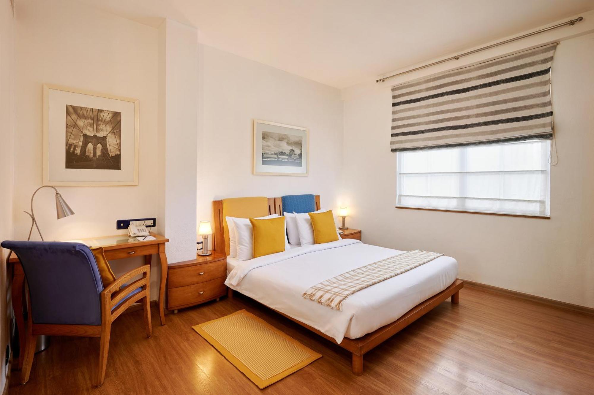 The Gordon House Hotel, Colaba Мумбай Екстериор снимка